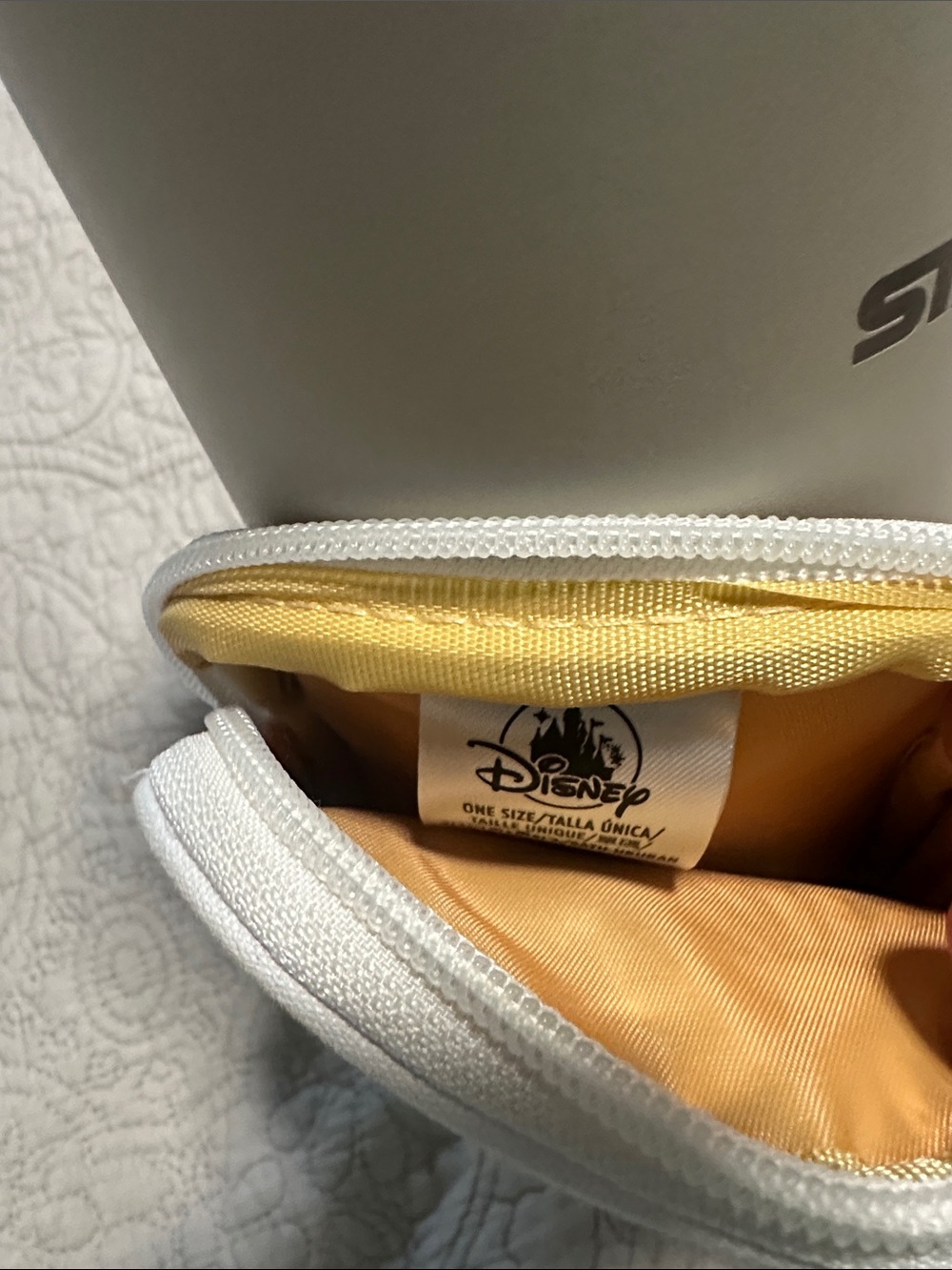 Stanley Beige Travel Mug with Winnie the Pooh Daisy Pouch - Picture 6 of 8